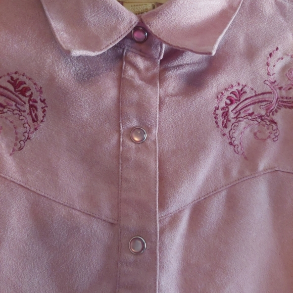 Vintage Wrangler Floral embroidered Pearl Snap Longsleeve Western Shirt XL Pink - Picture 5 of 9